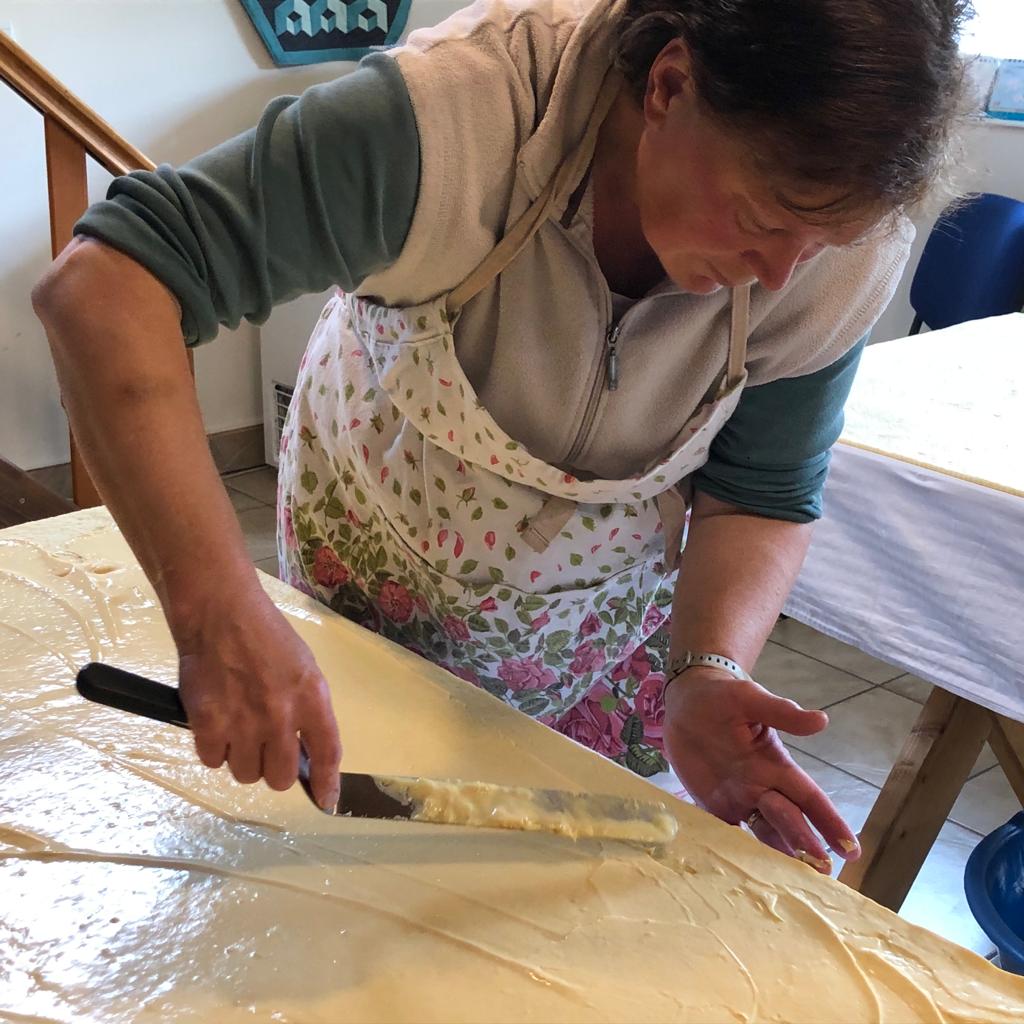 Punct Gastronomic Local Familia Henning