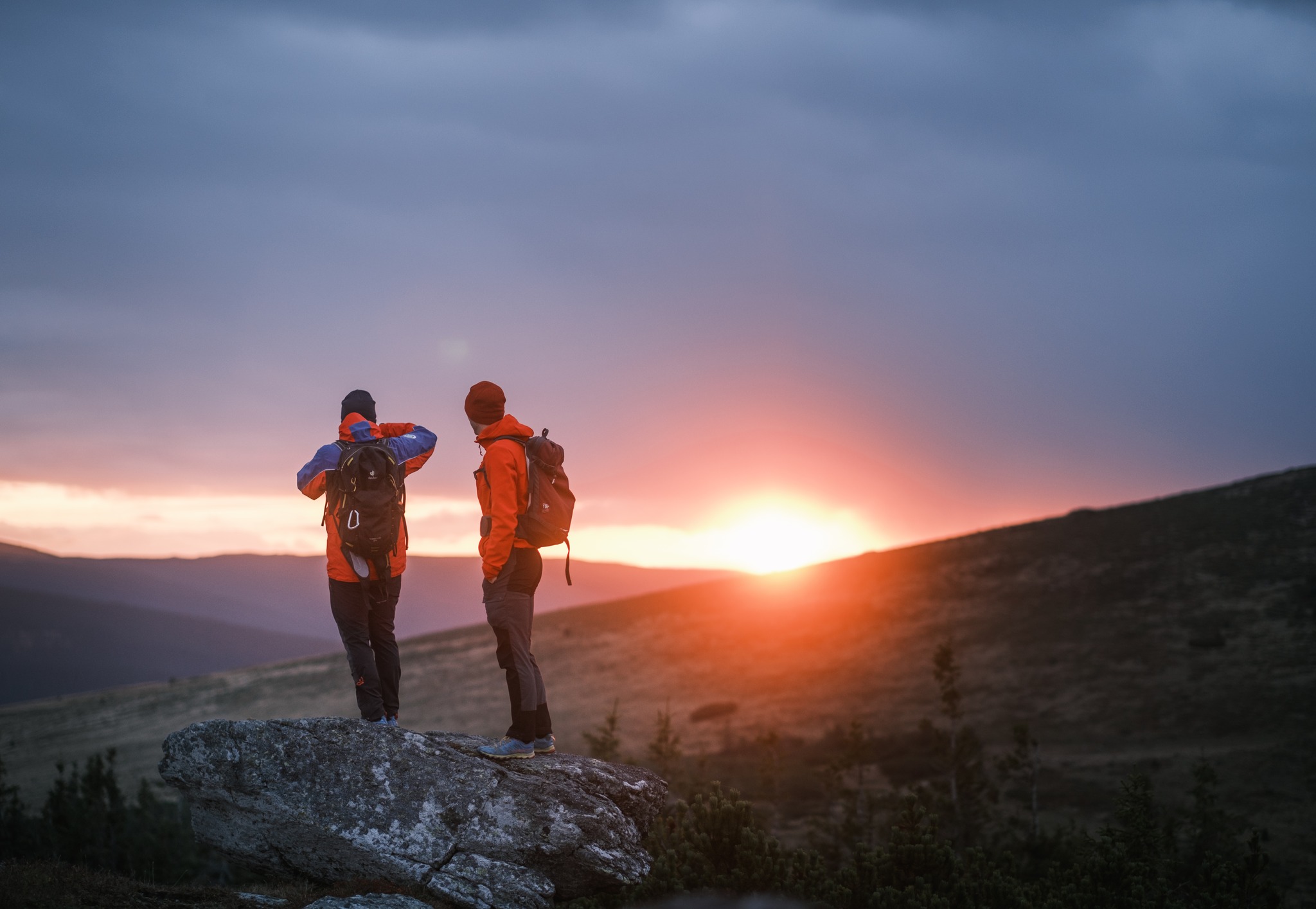 -ANULAT- Drumeție la apus de luna nouă – Vf. Fraga