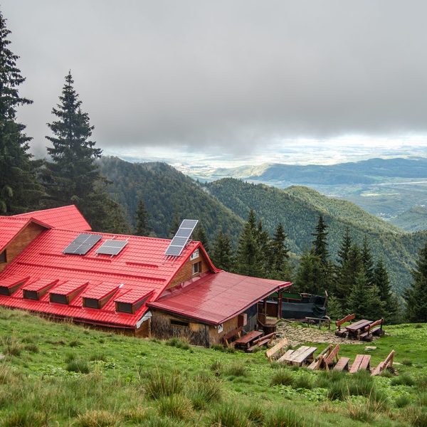 -SOLD OUT- Drumeție în Munții Făgăraș: Sebeșu de Sus - Cabana Suru - Culmea Moașei