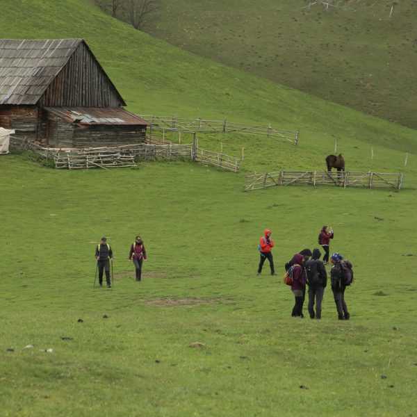 Drumeție în Munții Cindrel: Căsuța MGS