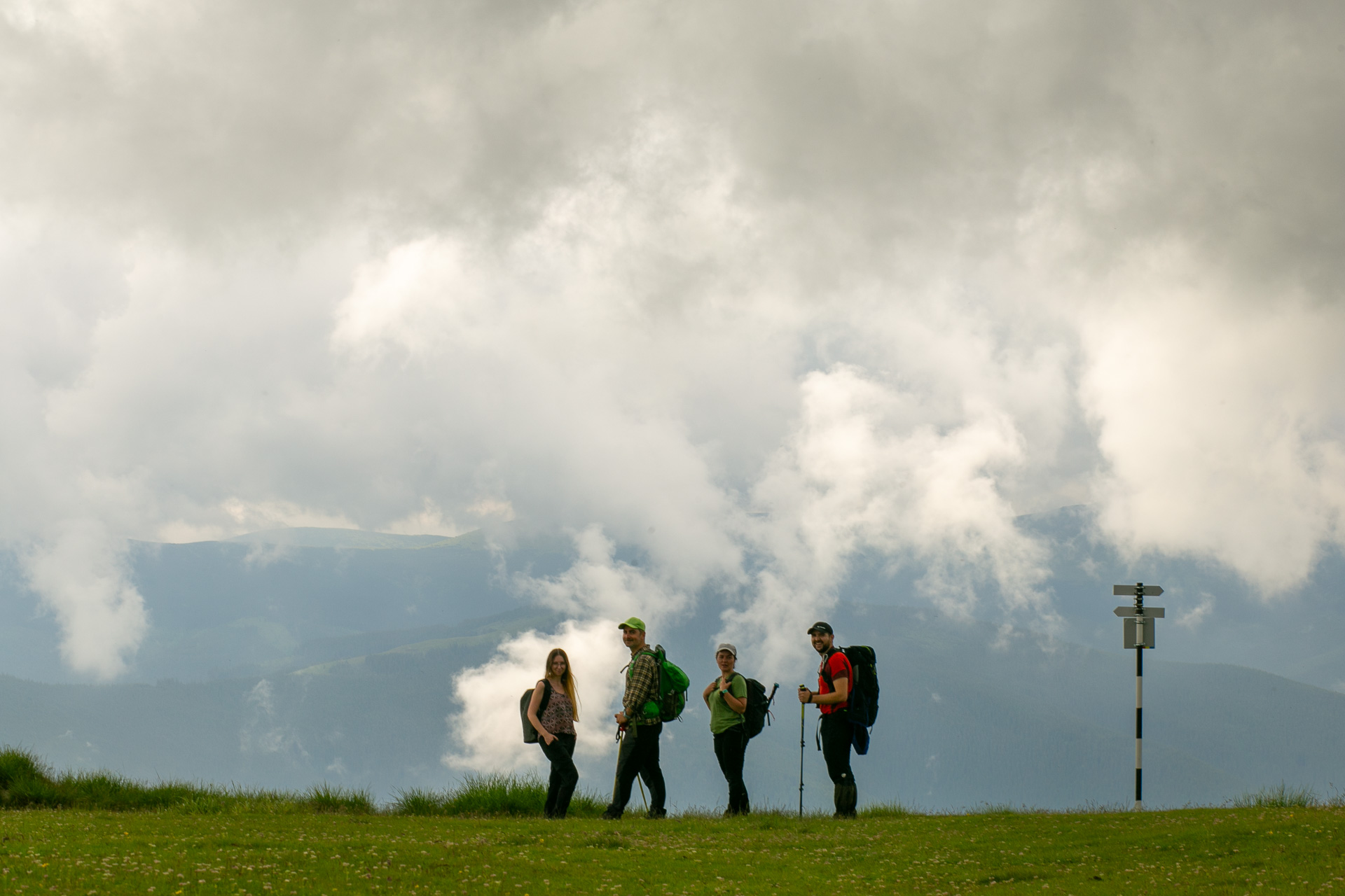 Drumeție în Munții Făgăraș: Lacul Călțun cu întoarcere pe poteca lui Gligorea