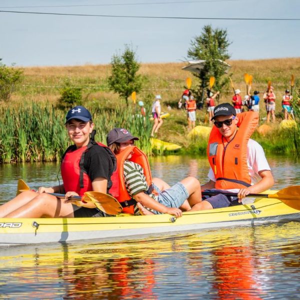 Experiență de vară târzie: Apusul privit din caiac