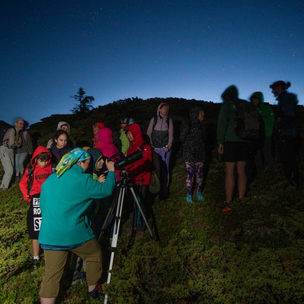 Drumeție în Munții Cindrel la apus și observație astronomică a constelațiilor