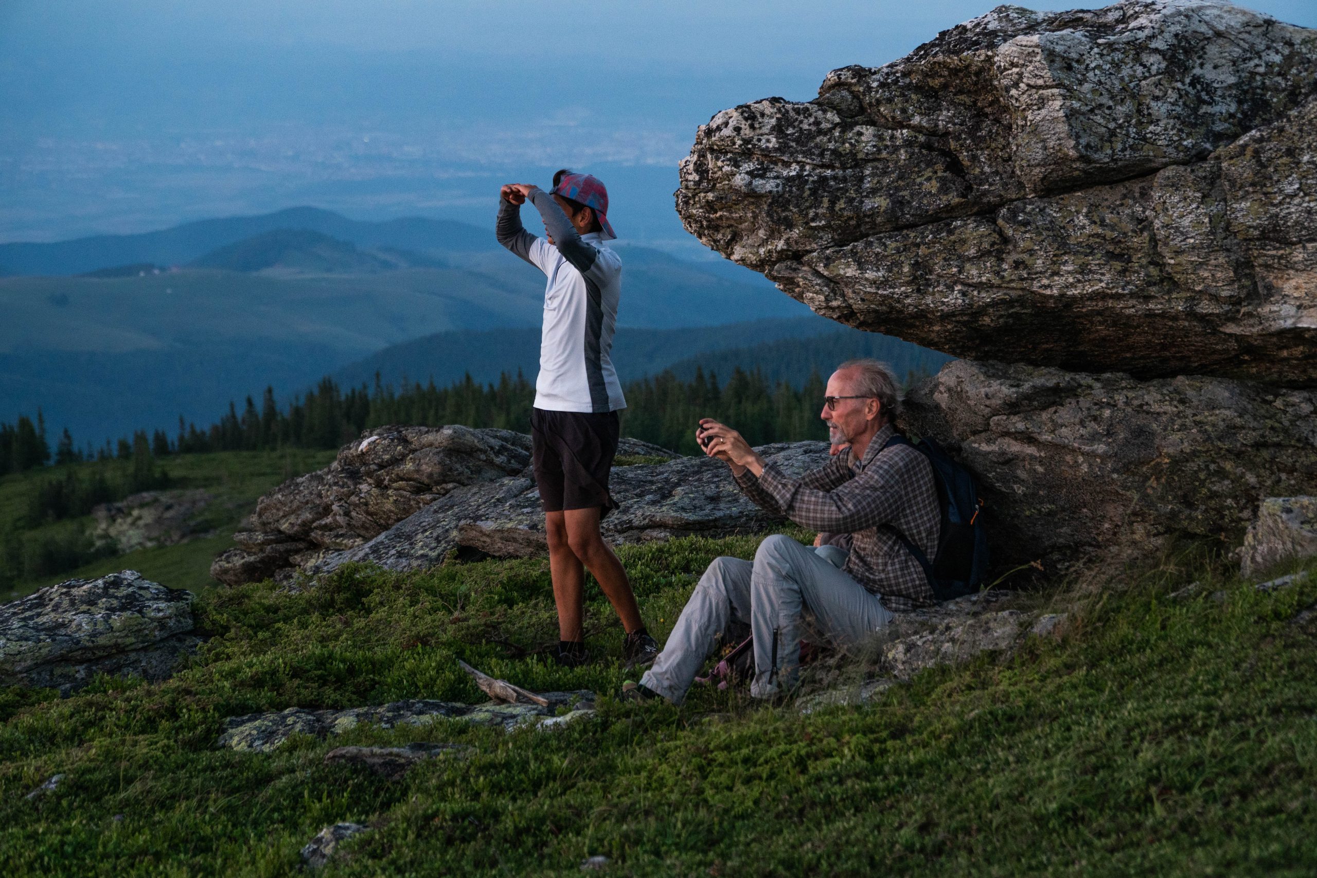 Drumeție în Munții Cindrel: Vf. Bătrâna