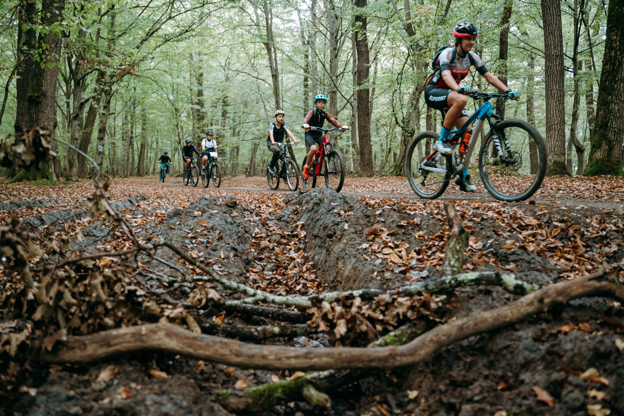 -ANULAT- Tură cu MTB pe traseul cicloturistic „Emil Cioran”
