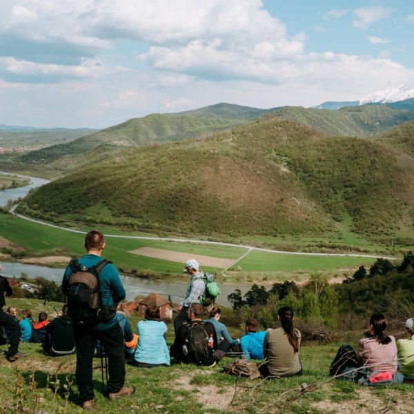 Drumeție în culori de toamnă în Munții Lotrului: Circuit Boița