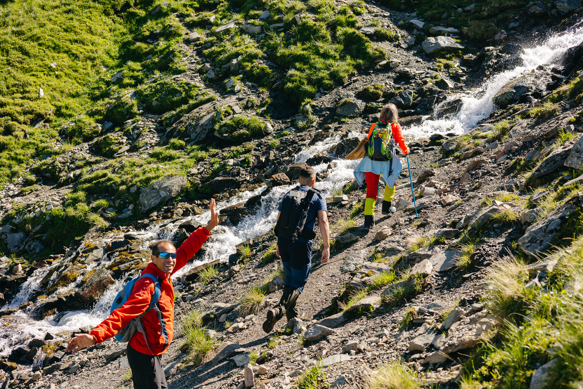 -ANULAT- Drumeție pentru familie în Munții Făgăraș: Valea Doamnei