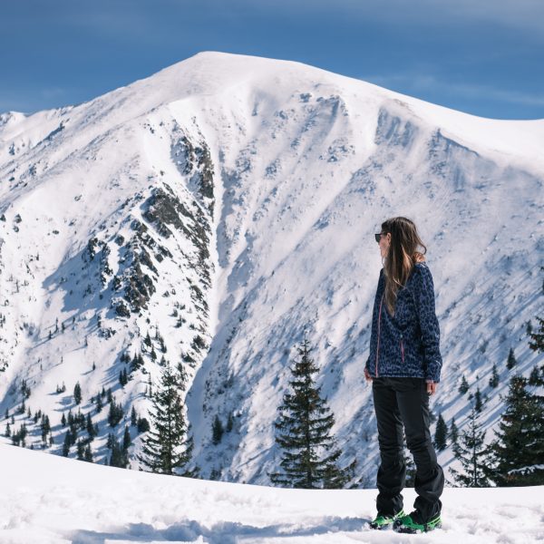 Drumeție în Munții Făgăraș: Cabana Suru și Monumentul Salvamontiștilor