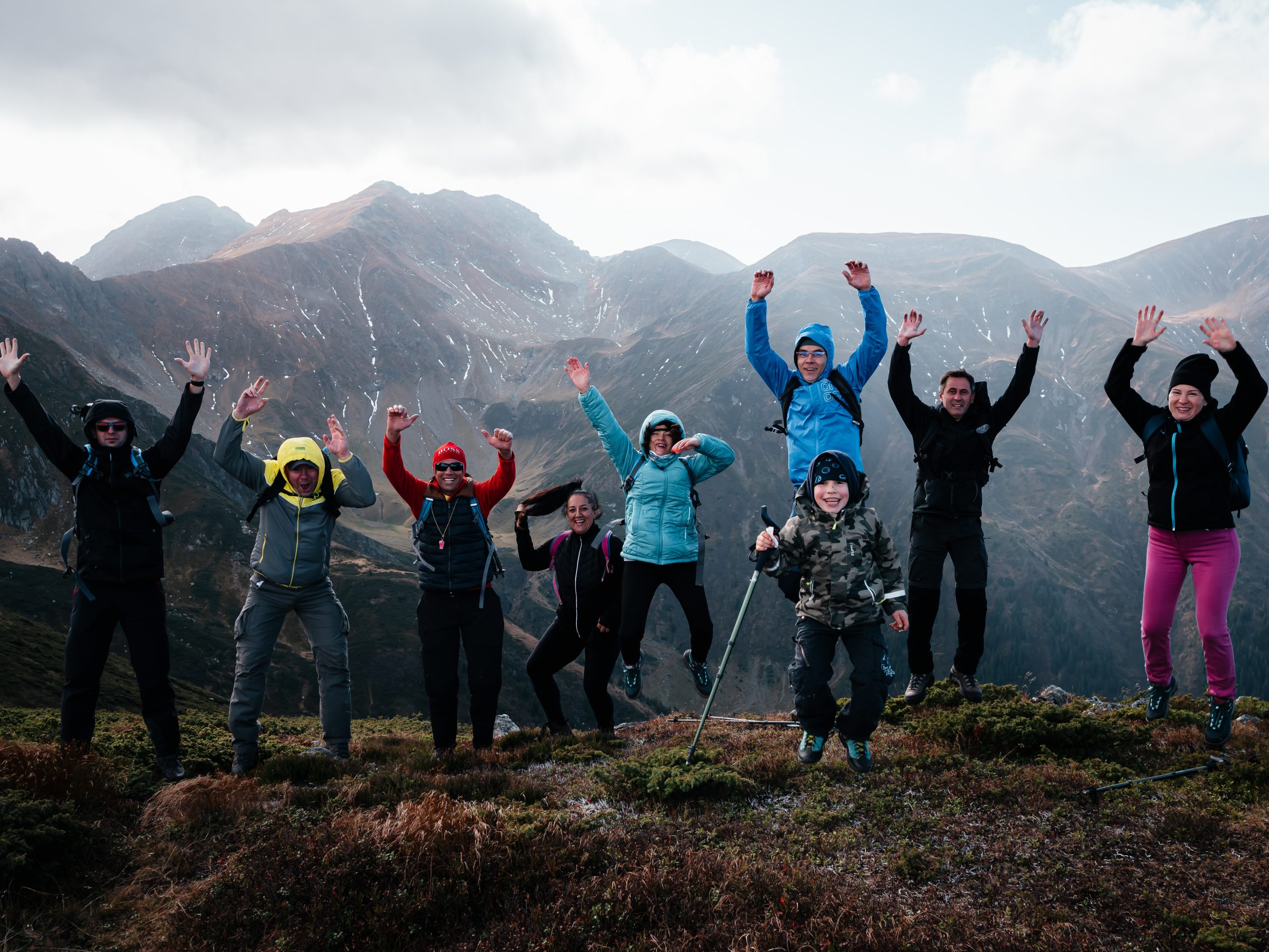 Drumeție la Cabana Suru și împrejurimi sub magia iernii