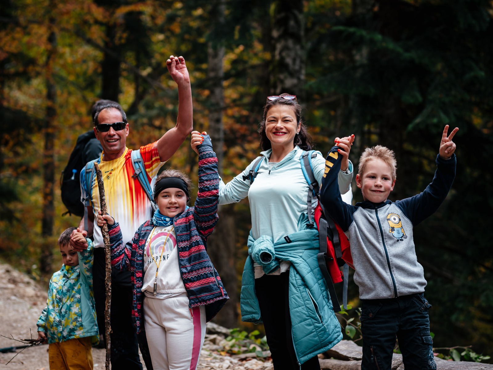 Drumeție pentru cei mici în Munții Cindrel și plimbare cu căruța