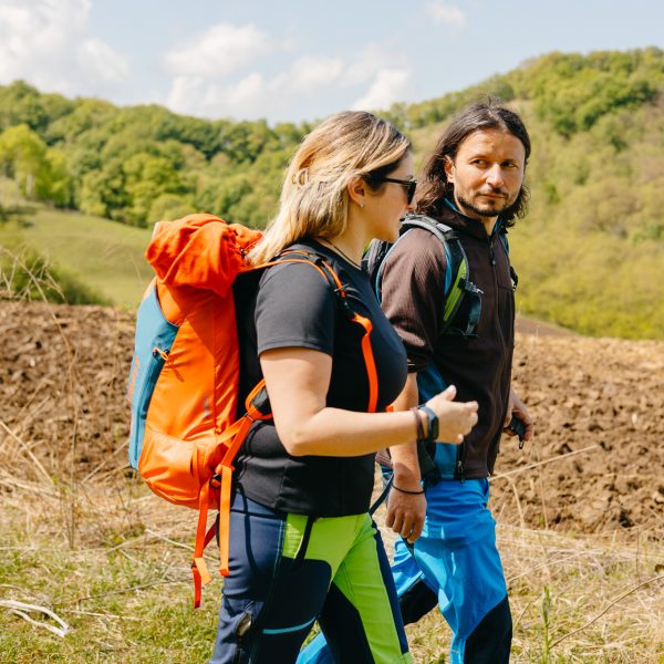 Circular hike on the hills of Dupuș