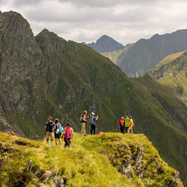 Hike to Fereastra Zmeilor and Trei Pași de Moarte on the Făgăraș Ridge