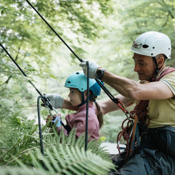 Anii Drumeției Summer School | #10 First Steps in Climbing – Practical Workshop in Cisnădioara